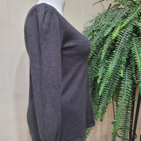 Syle&Co Cable Knit Gray Vneck Gigot Sleeve Sweater - Picture 3 of 10